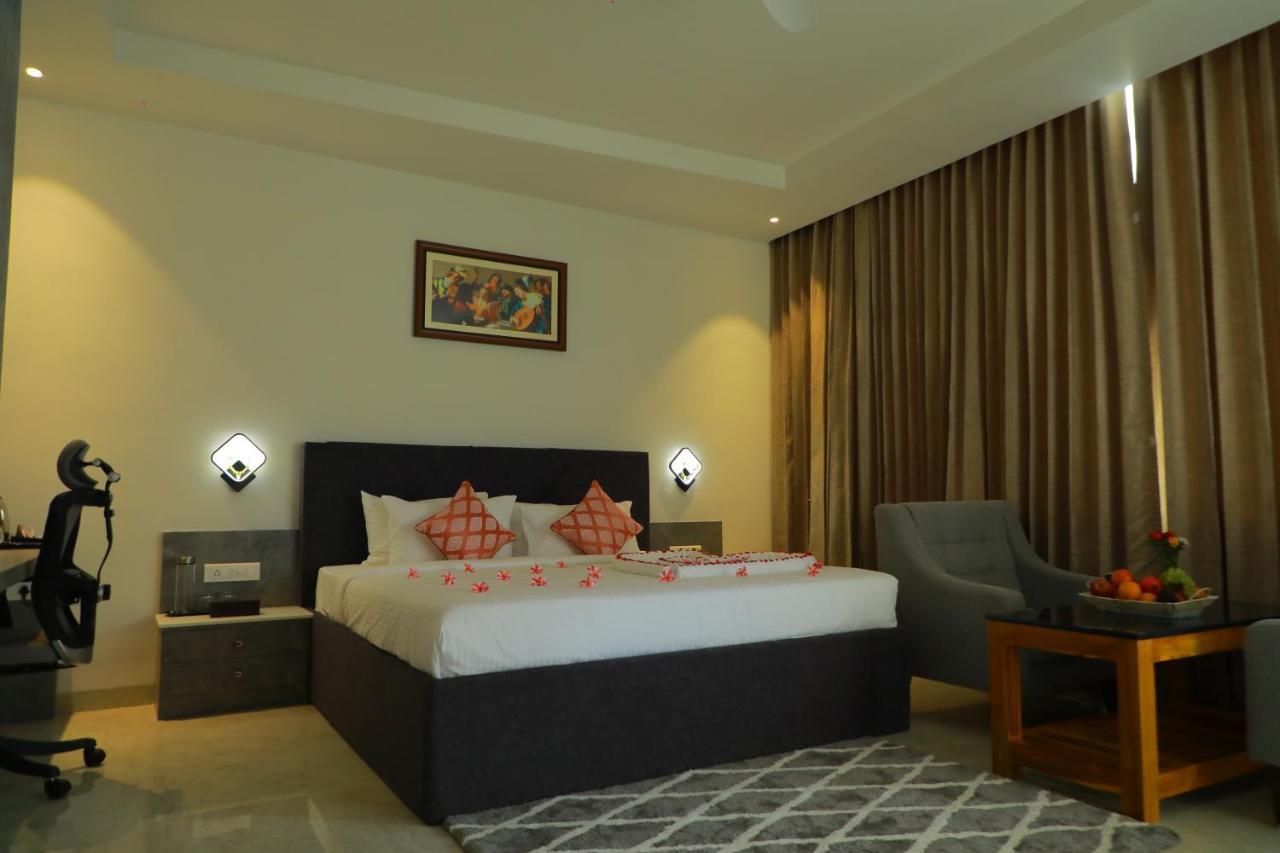 Forest Meadows Resort -Swiss In ซาเลม ภายนอก รูปภาพ