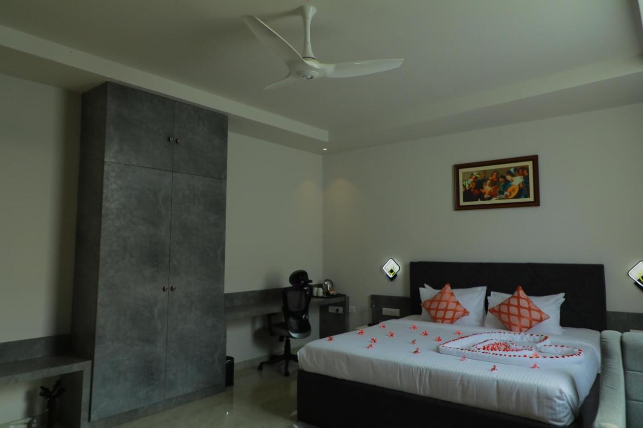 Forest Meadows Resort -Swiss In ซาเลม ภายนอก รูปภาพ